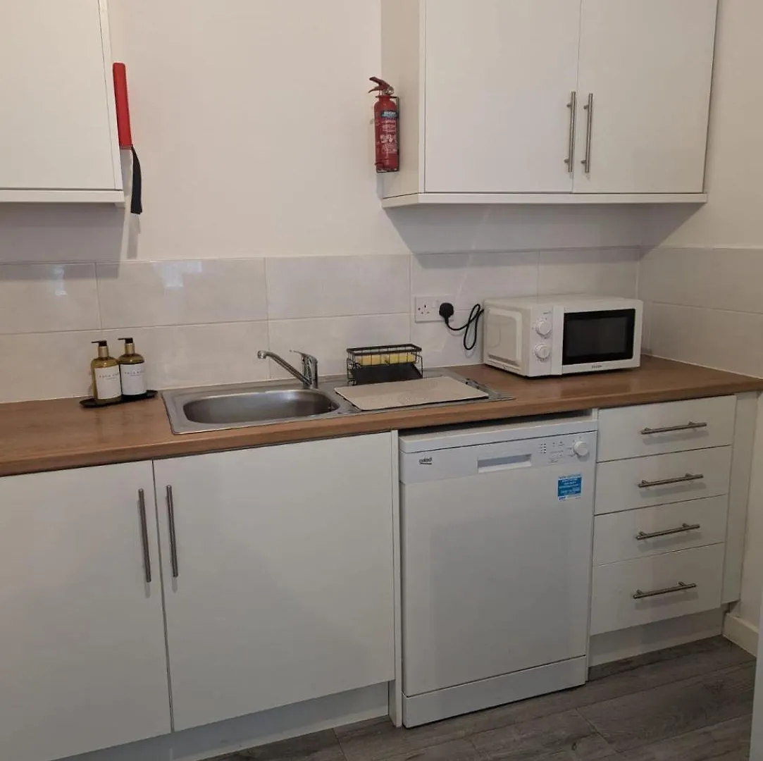 3 Bed Executive Apartment Newcastle upon Tyne 0*,  Velká Británie